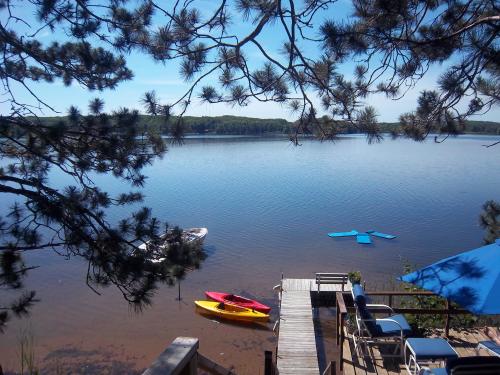 What a beautiful lake!!