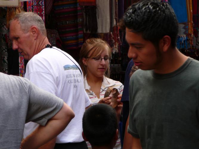 Shopping in Chichi