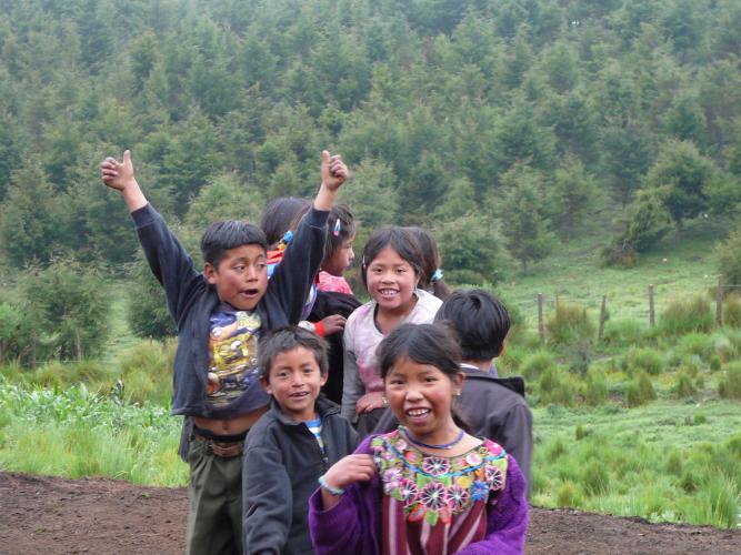 School children in Xolja