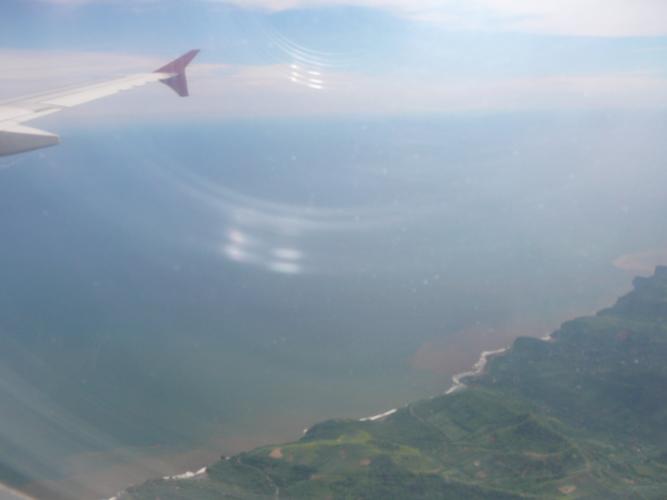 Look Sarah Beth it's the Pacific Ocean