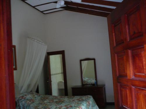 My room at the Jungle House